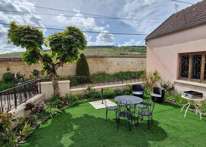Maison Au Pied Des Vignes